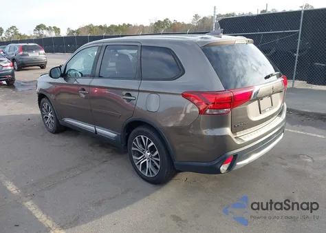 2017 Mitsubishi Outlander Es z USA, uszkodzony, nr VIN JA4AD2A34HZ011422